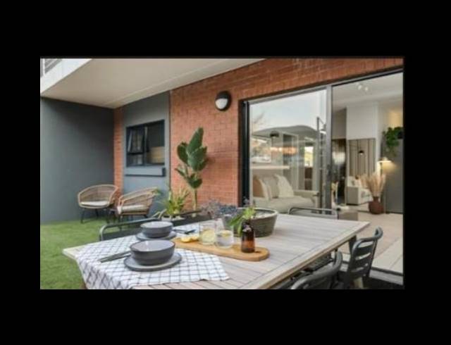 2 BEDROOM PROPERTY TO RENT IN REMBRANDT PARK